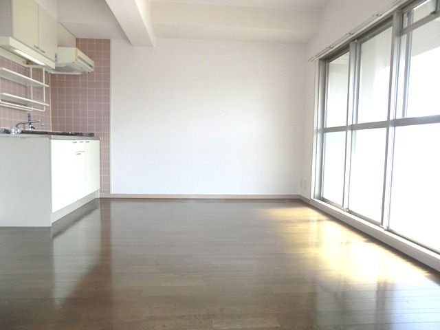 Aurora Court　北野の居間・リビング