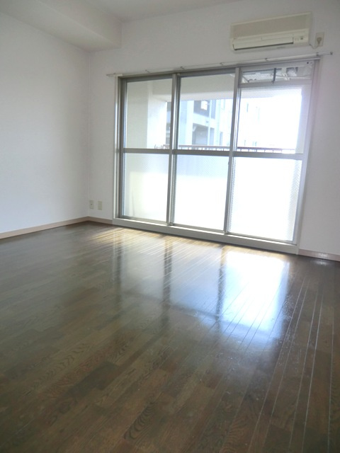 Aurora Court　北野の居間・リビング