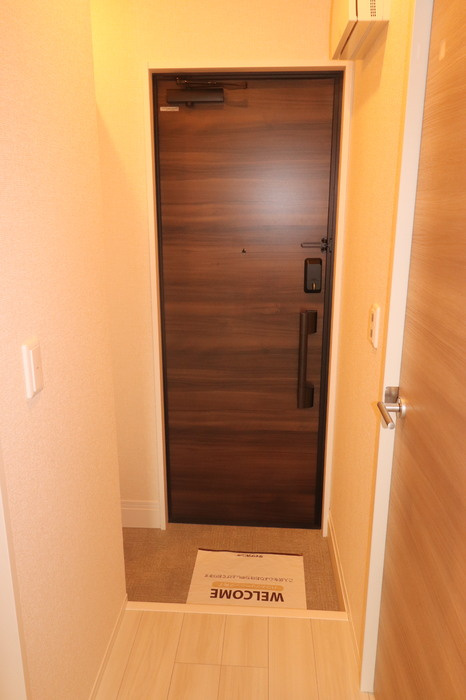 D-room姉体Ⅱの玄関