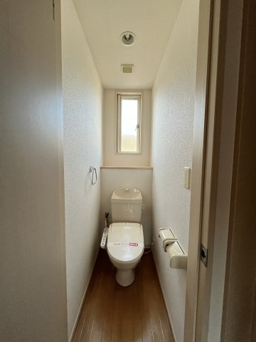 ナチュラル・カラーの収納