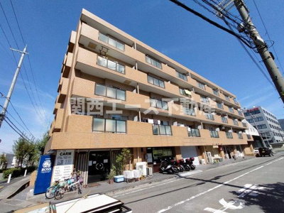 【外観】 | シロハイヌ吉田