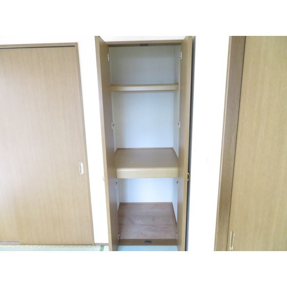 エステートピアＫの収納|和室　収納