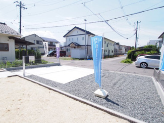 【駐車場】