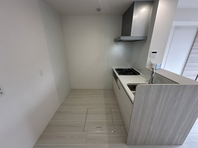 川崎市多摩区中野島２丁目のアパートのキッチン