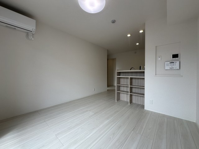 川崎市多摩区中野島２丁目のアパートの居間・リビング