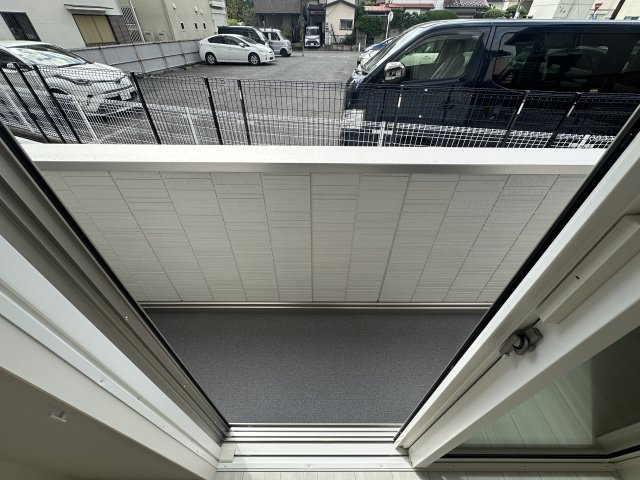 川崎市多摩区中野島２丁目のアパートのバルコニー