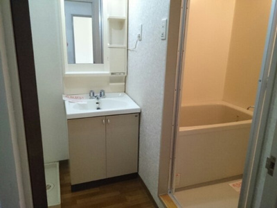 【洗面所】 | グレース吉田 | 使いやすい洗面所です