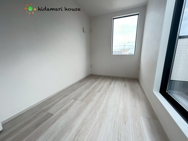 北区本郷町1期　新築戸建　リガーレ01の洋室