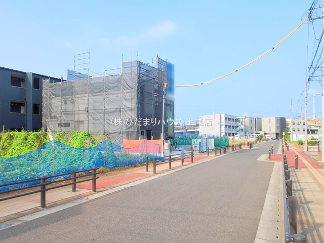 北区土呂町②　新築戸建　ミラスモシリーズ01の前面道路含む現地写真