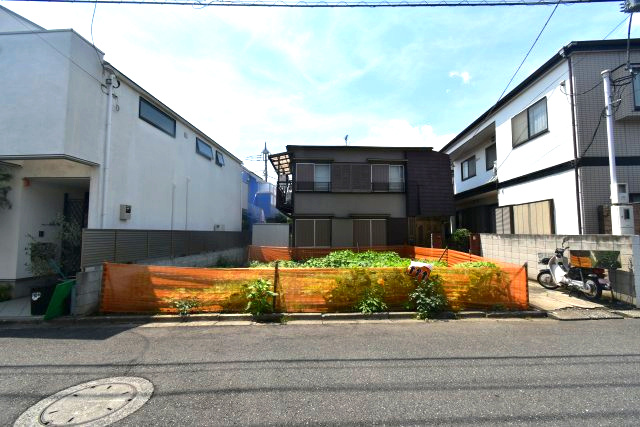 西荻北3丁目・売地の前面道路含む現地写真