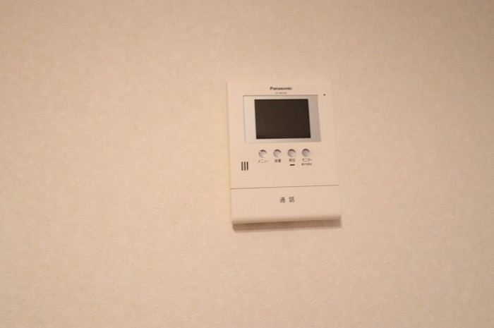 グランシャリオ Ｂのセキュリティ|モニター付インターホン