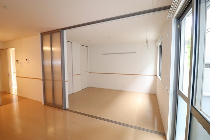 グランシャリオ Ｂの洋室|洋室 ６帖