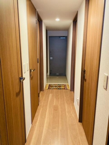 Ｂｒｉｌｌｉａ狛江Ｆａｒｍ＆Ｇａｒｄｅｎの玄関|※他部屋参考写真