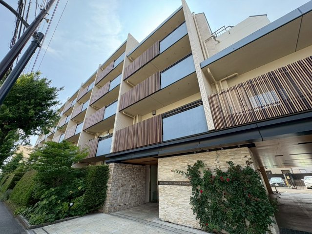 Ｂｒｉｌｌｉａ狛江Ｆａｒｍ＆Ｇａｒｄｅｎの外観