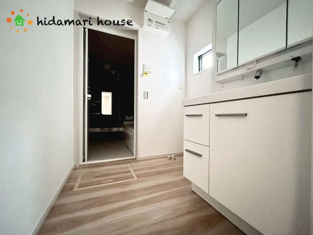 北区本郷町1期　新築戸建　リガーレ02の脱衣所