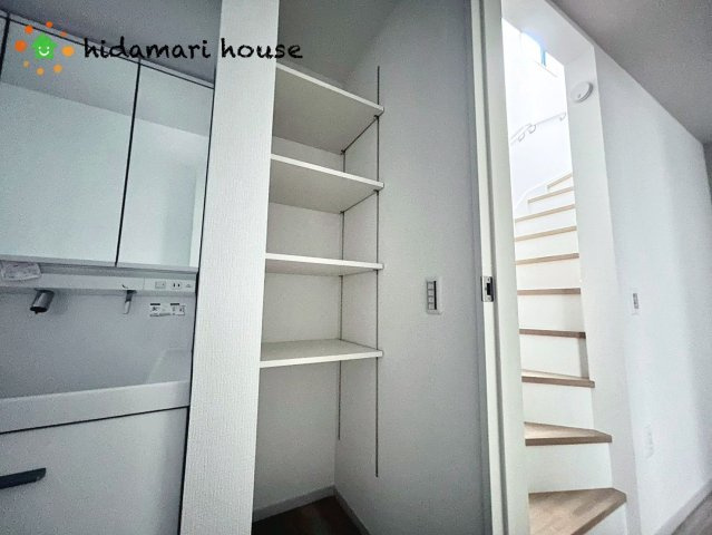 北区本郷町1期　新築戸建　リガーレ02の収納