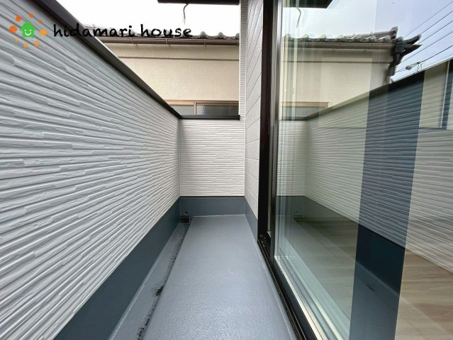 北区本郷町1期　新築戸建　リガーレ02のバルコニー