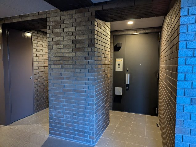 グランドヒルズ覚王山法王町　松風の邸の玄関