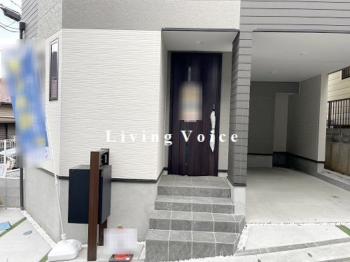 【エントランス】 | 【仲介手数料０円】綾瀬市寺尾中4丁目2期　新築一戸建て | 綾瀬市寺尾中4丁目2期　新築一戸建て