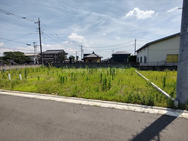 【前面道路含む現地写真】の画像