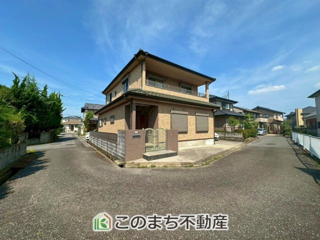 栃木市城内町2丁目　中古戸建の前面道路含む現地写真