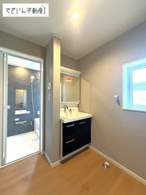 【独立洗面台】 | 美里町木部　【平屋】中古住宅   | 現地(2025年6月撮影)