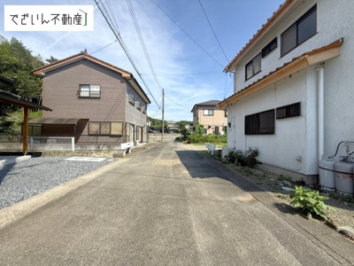 【前面道路含む現地写真】 | 美里町木部　【平屋】中古住宅   | 現地(2025年6月撮影)