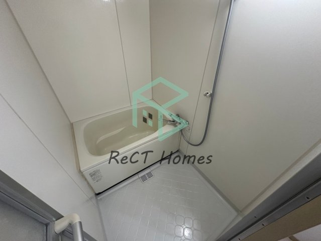 リッチウォーク佃町の浴室