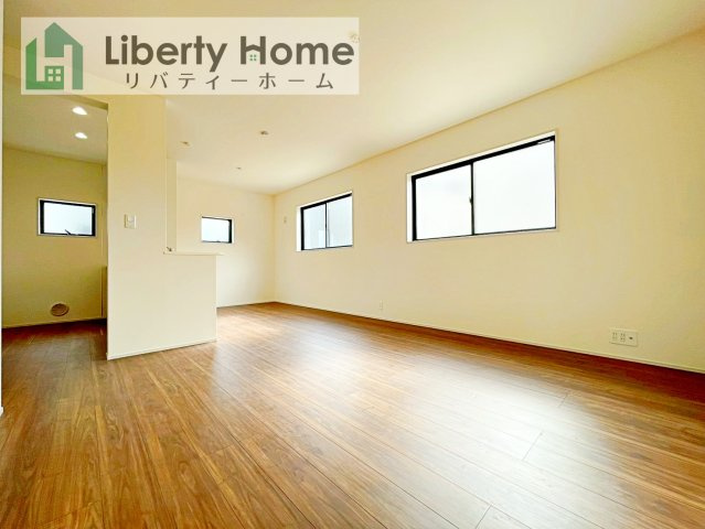 第1常総市向石下　新築戸建　1号棟の居間・リビング