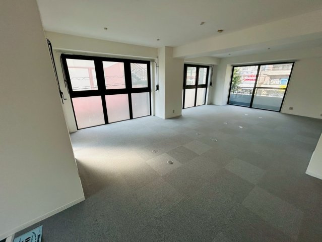 平針サンシャインの内装