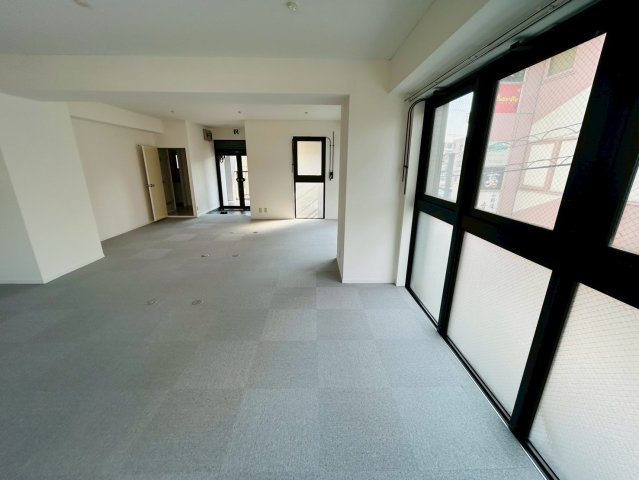 平針サンシャインの内装