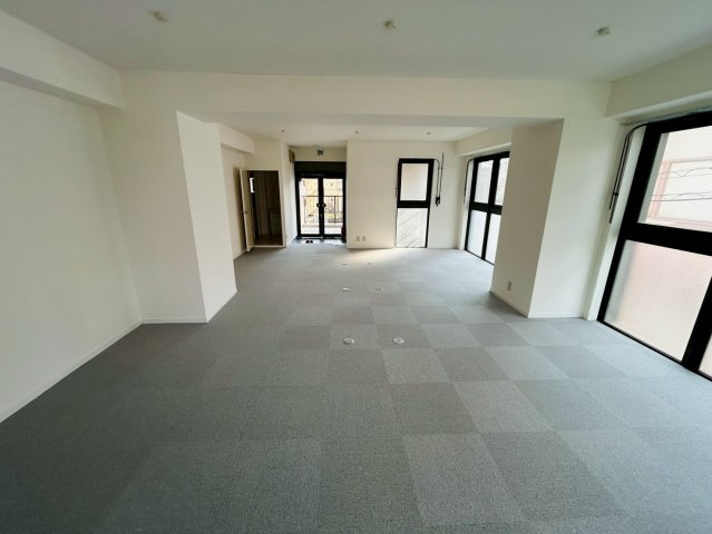 平針サンシャインの内装