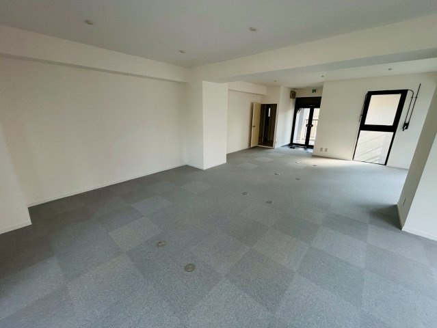 平針サンシャインの内装