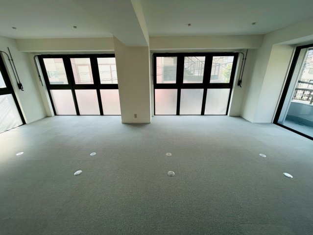 平針サンシャインの内装