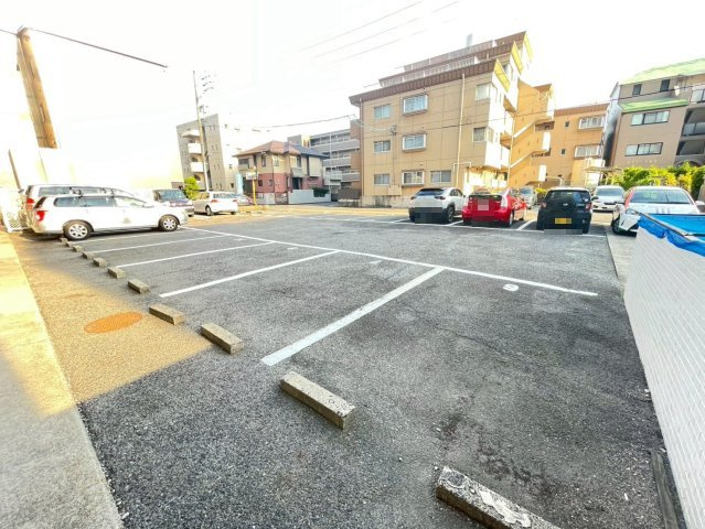 平針サンシャインの駐車場