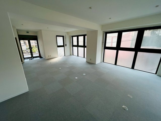 平針サンシャインの内装