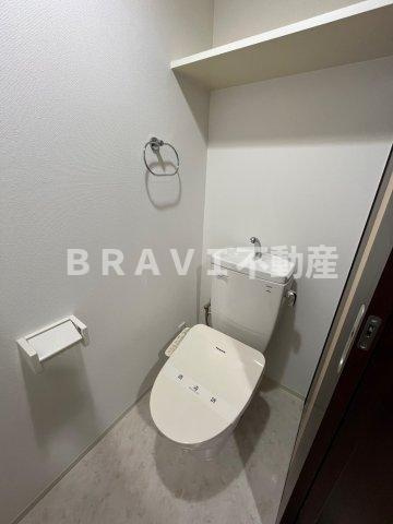 グランシス天満橋　BRAVI不動産のトイレ|【グランシス天満橋】ゆったりとした空間のトイレです