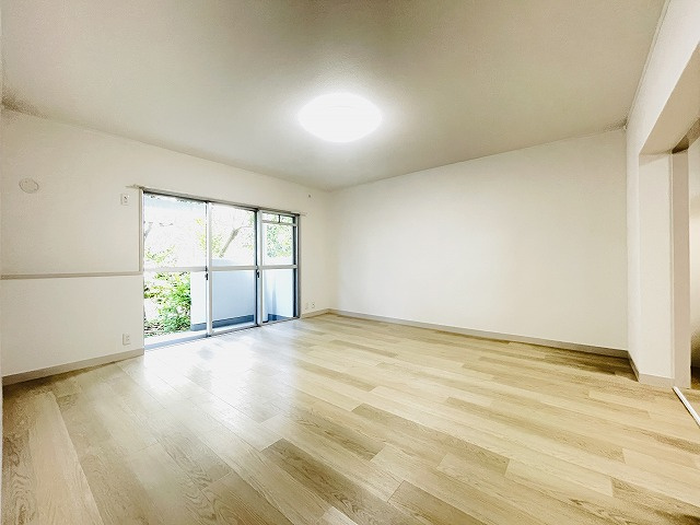 【居間・リビング】 | パークハイツ平尾山荘31号棟