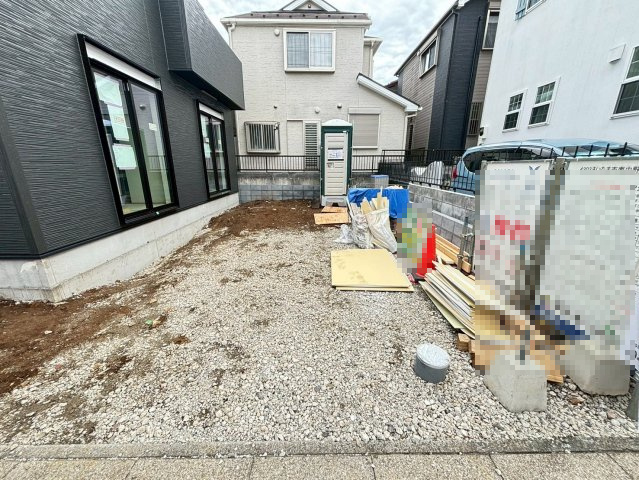 見沼区南中野12期　新築戸建　グラファーレ01の駐車場