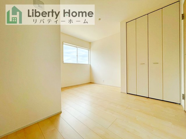 第1常総市向石下　新築戸建　2号棟の洋室