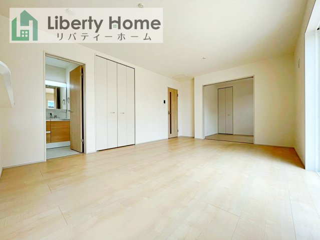 第1常総市向石下　新築戸建　2号棟の居間・リビング