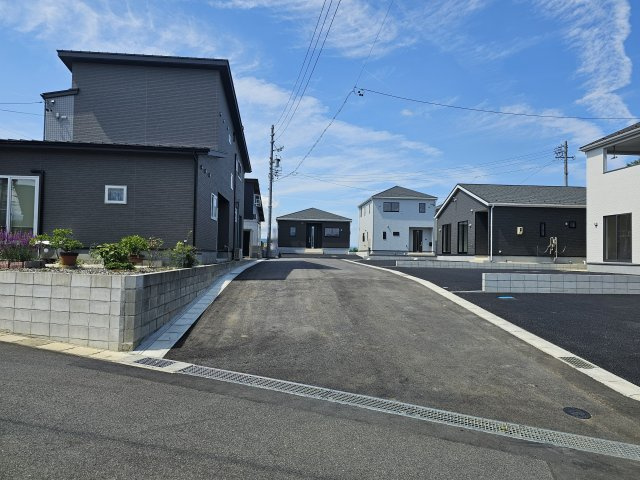 中津川市駒場第４の前面道路含む現地写真|接道