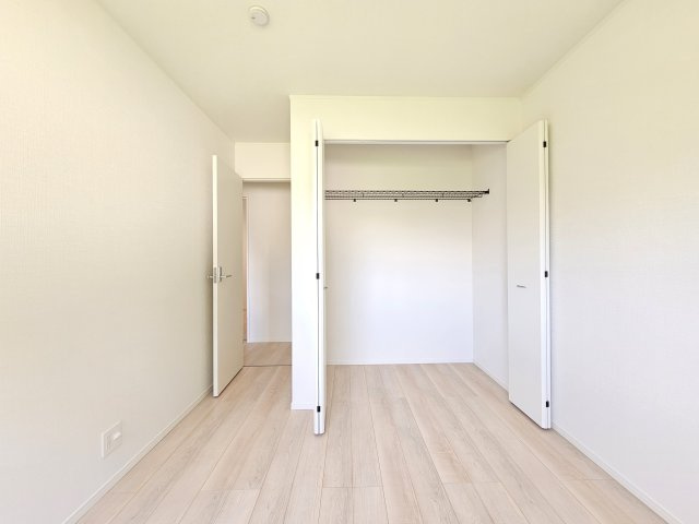 中津川市駒場第４の収納|洋室5帖