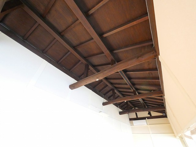 学園大和町　店舗の内装