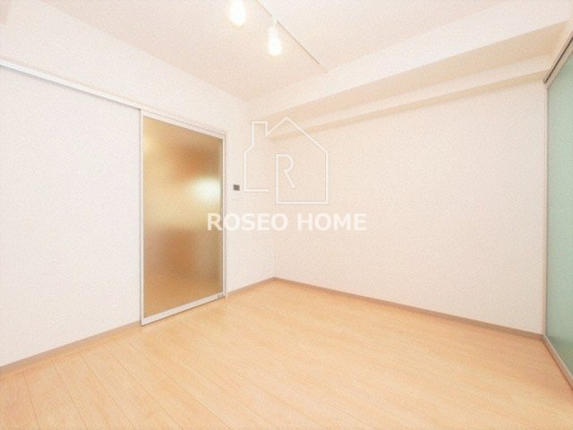 ネットフローラ立売堀の居間・リビング