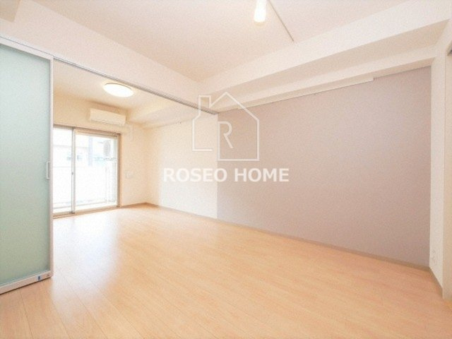 ネットフローラ立売堀の居間・リビング