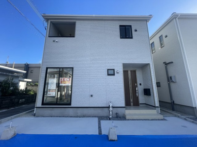 【外観】 | 金武町屋嘉　第2（全2棟）ラスト2号棟 | 2号棟　並列駐車2台完備♪