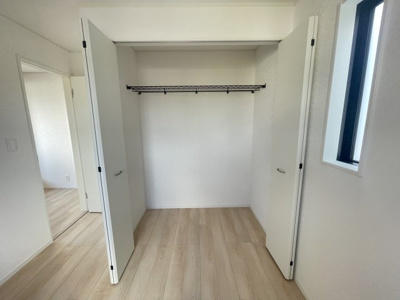 【収納】 | 金武町屋嘉　第2（全2棟）ラスト2号棟 | 2号棟　洋室5帖＋CL付き♪