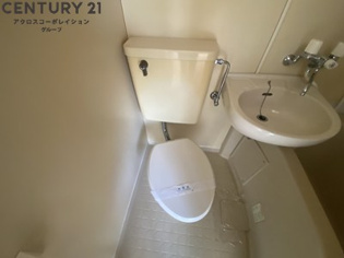 お風呂トイレ同室です