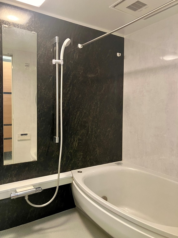 ラビ代々木上原の浴室